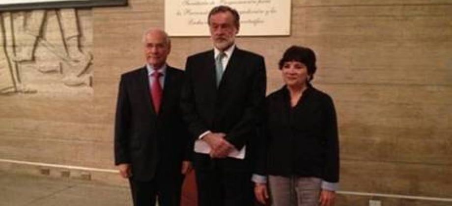 Argentina y Colombia Unidas en la Lucha contra el Narcotráfico, en la IV Reunión de la Comisión Mixta Colombo – Argentina sobre Prevención del Uso Indebido de Estupefacientes y Sustancias Psicotrópicas 